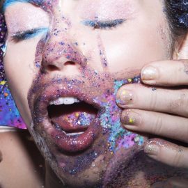 Miley Cyrus - Miley Cyrus & Her Dead Petz